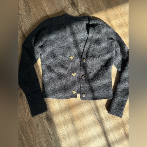 & OTHER STORIES Bee Button Alpaca Blend Cardigan in black Size XS-S - Picture 3 of 12